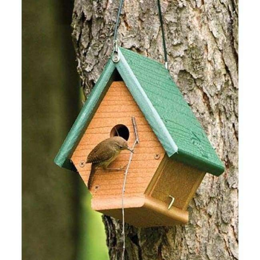 * Woodlink Going Green Hanging Wren House | Bird Houses