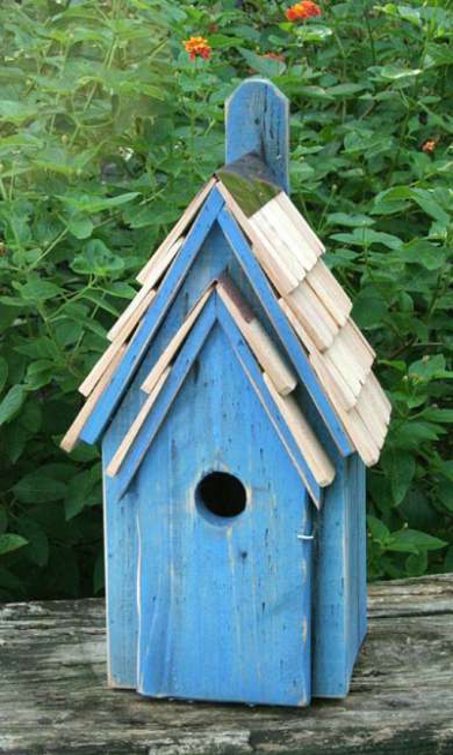 * Heartwood Bluebird Manor Bird House, Blue Post / Pole Mounted Houses | Bird Houses