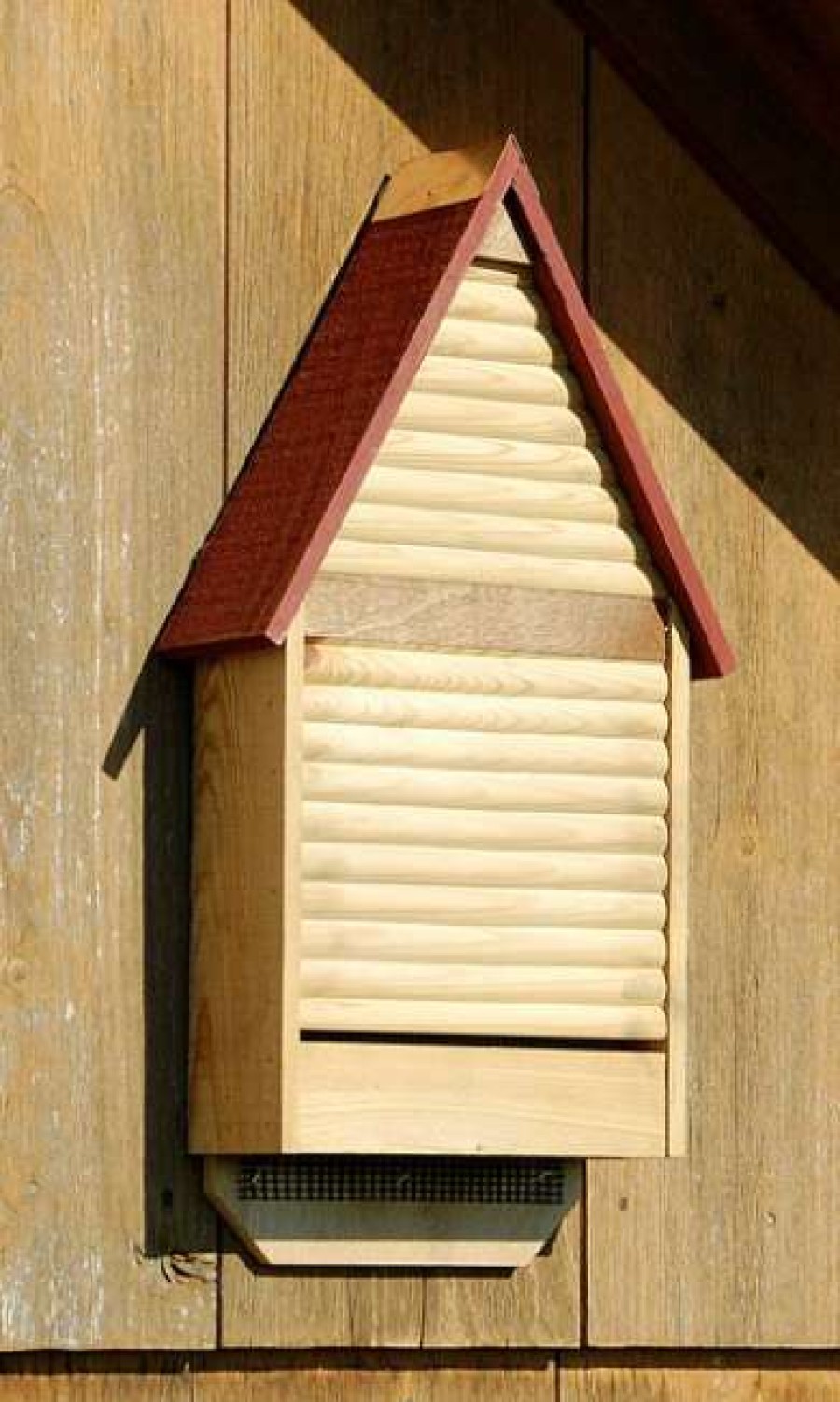 * Heartwood Bat Lodge, Redwood Roof, 48 Bats | Bats