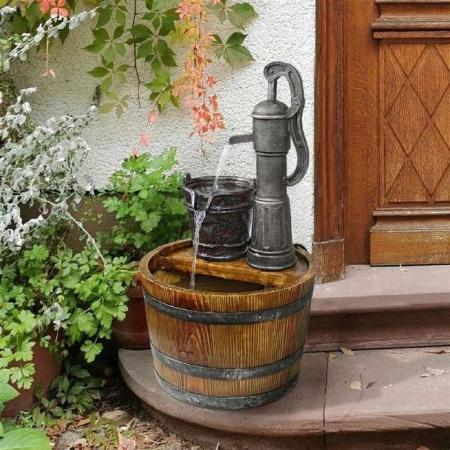 * Design Toscano Lawn & Garden Cistern Well Pump Barrel Garden Fountain | Lawn & Garden