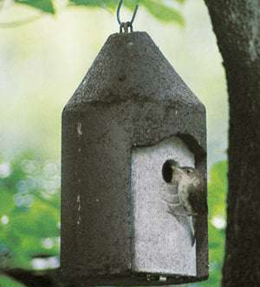 * Kinsman Schwegler Wren House Hanging Houses | Bird Houses