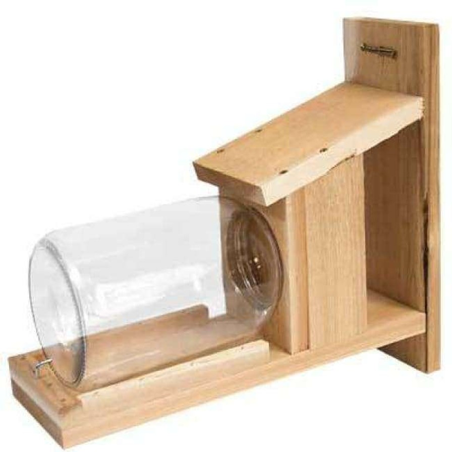 * Songbird Essentials Wooden Squirrel Jar Feeder Squirrels | Squirrels