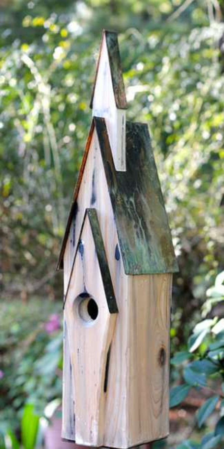 * Post / Pole Mounted Houses Heartwood Graceland Bird House, Weathered White | Bird Houses