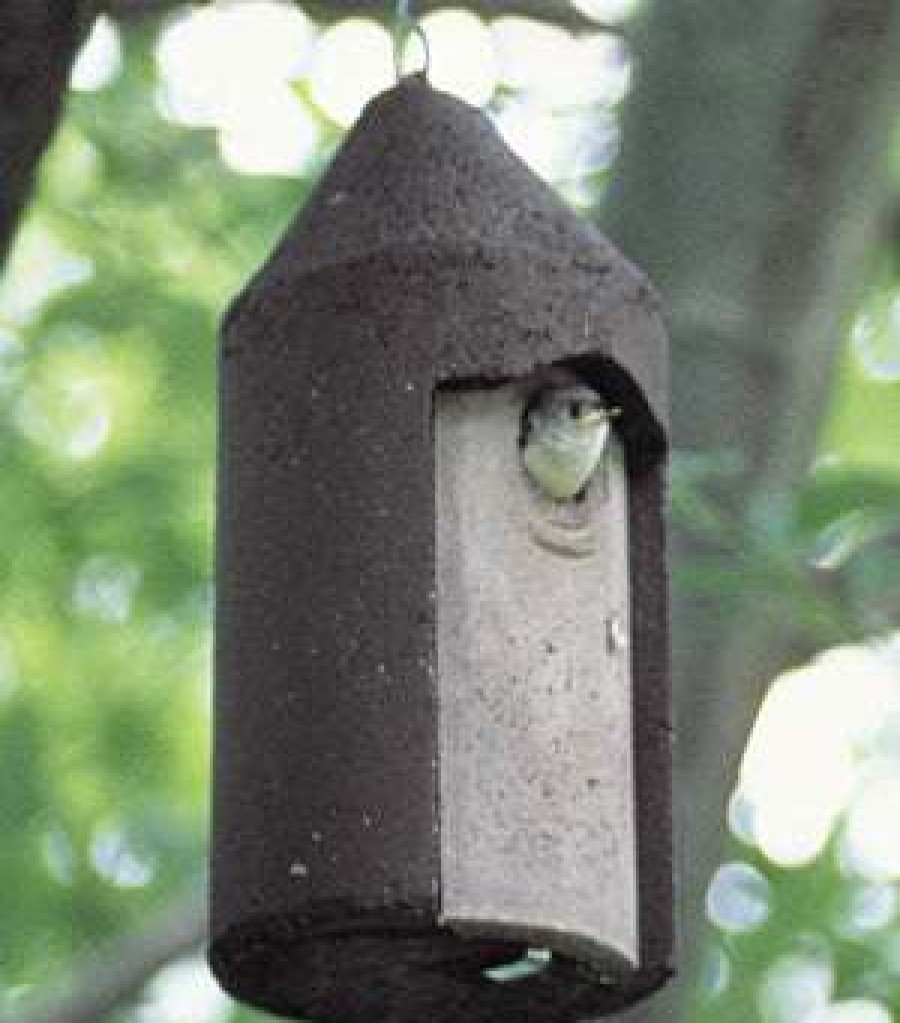 * Kinsman Hanging Houses Schwegler 1 1/4 Free Hanging Birdhouse | Bird Houses